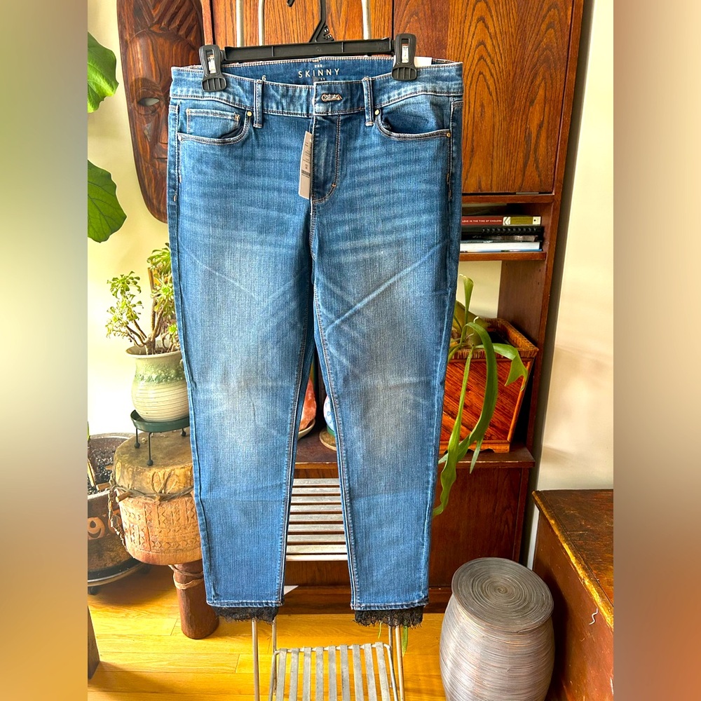 White House Black Market Ladies Blue Skinny Jeans